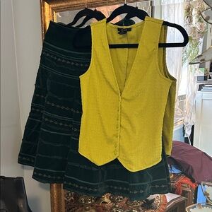 Forever 21 Lime Textured Top vest